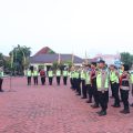 Bendera Merah Putih Berkibar di Jalan Raya, Polres Jepara Tumbuhkan Nasionalisme Warga