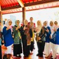 150 Anak Sulap Serbuk Kayu Jadi Karya Motif Ukir