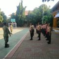 TNI Hadir di Sekolah, Babinsa Sengonbugel Tanamkan Disiplin Dan Cinta Tanah Air Pada Siswa SMAN 1 Mayong.